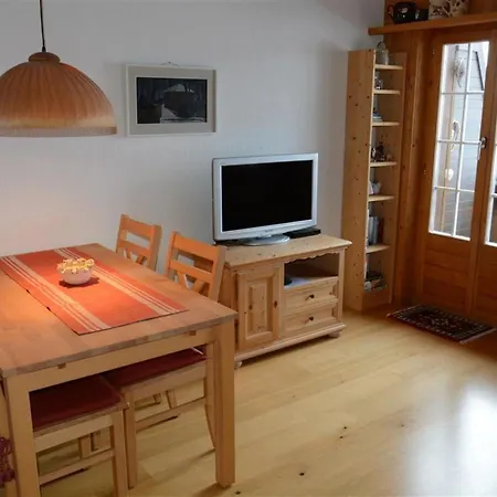 Apartamento Sonnegg - Herrli Appartement-fewo- Dusche Oder Bad- Wc 4-bettwohnung By Interhome